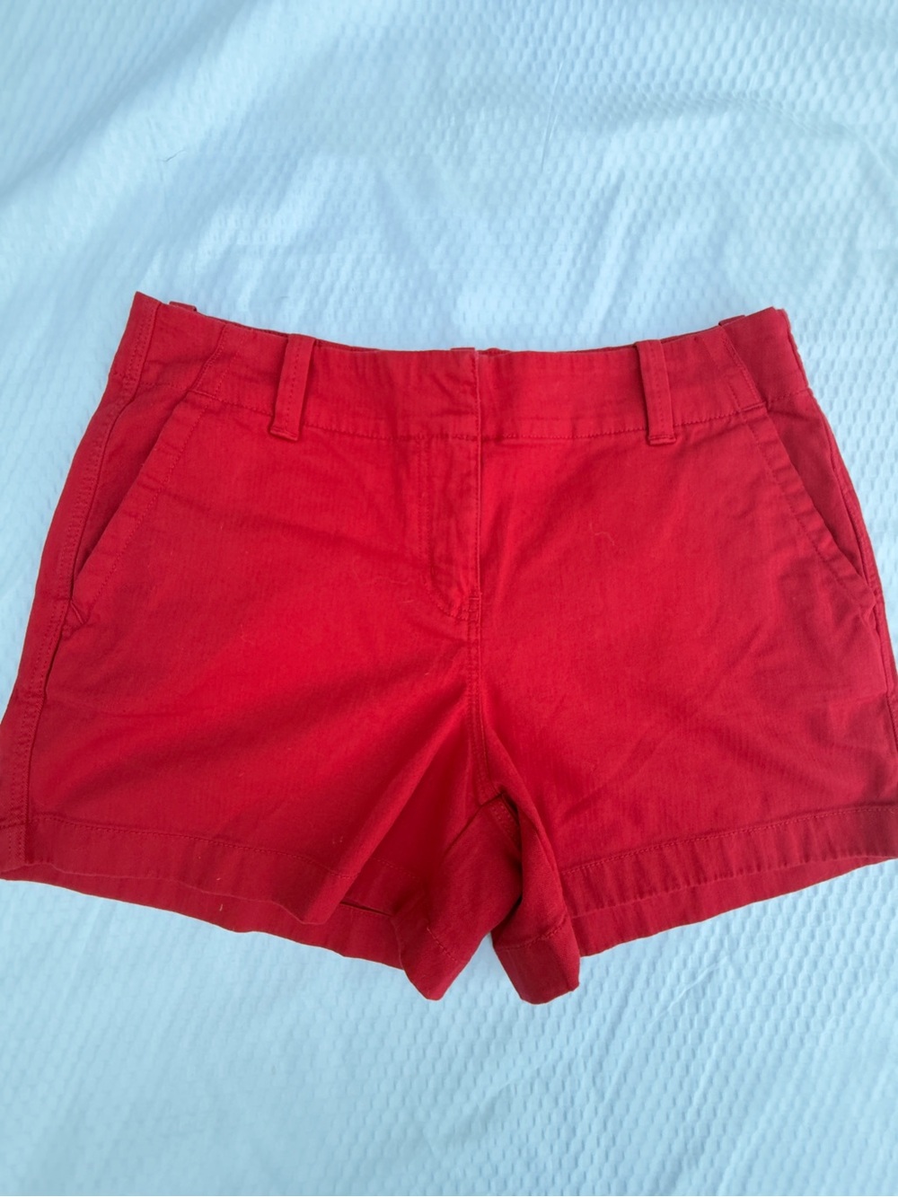 Vineyard Vines Red Women's Cotton Everyday Chino Shorts